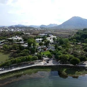 Devendragarh - A Boutique Facing On Fateh Sagar Hotel